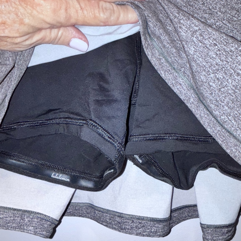 lululemon athletica Gray and Black Skort - Picture 2 of 5
